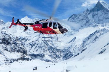 helicopter flights in everest